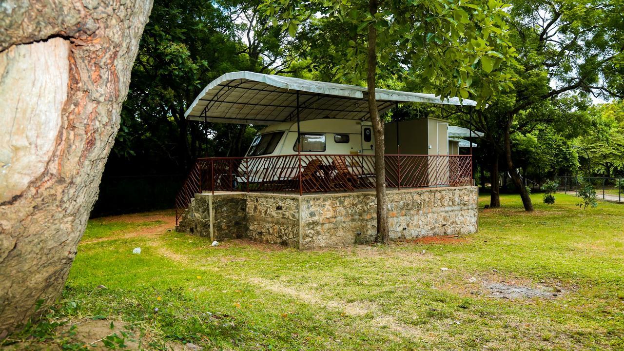 Bed and Breakfast Malwathu Oya Caravan Park Anuradhápura Exteriér fotografie