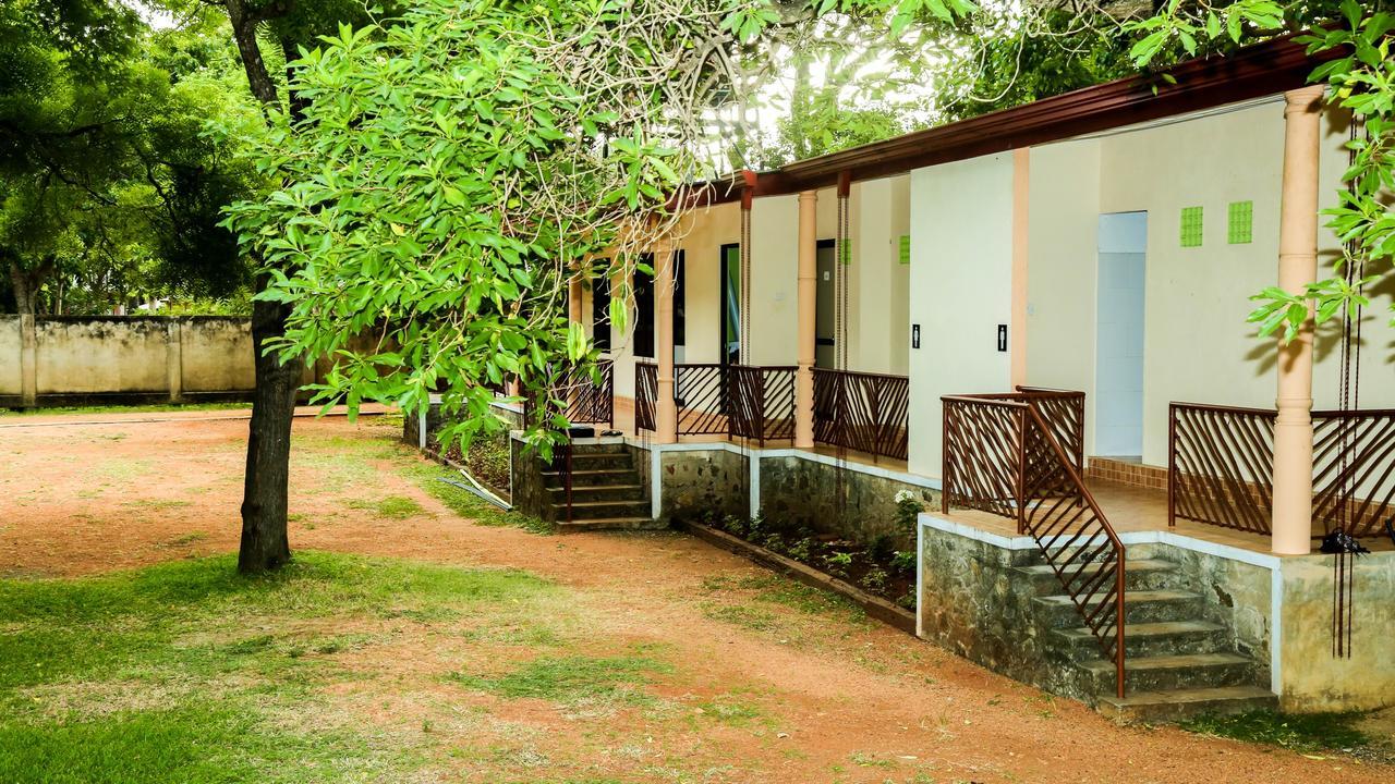 Bed and Breakfast Malwathu Oya Caravan Park Anuradhápura Exteriér fotografie