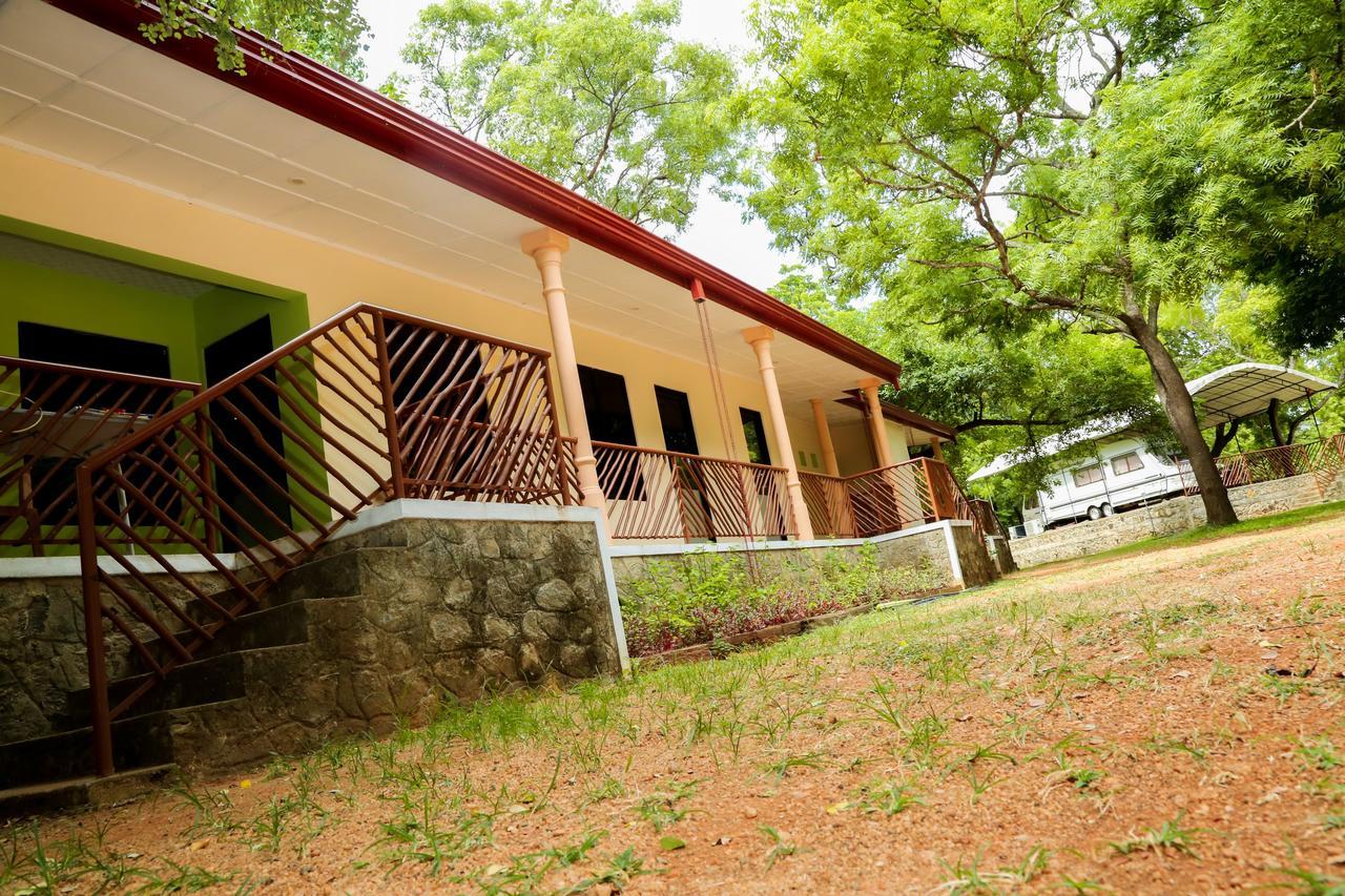 Bed and Breakfast Malwathu Oya Caravan Park Anuradhápura Exteriér fotografie
