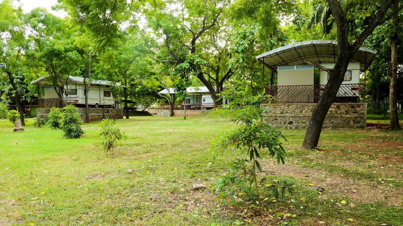 Bed and Breakfast Malwathu Oya Caravan Park Anuradhápura Exteriér fotografie